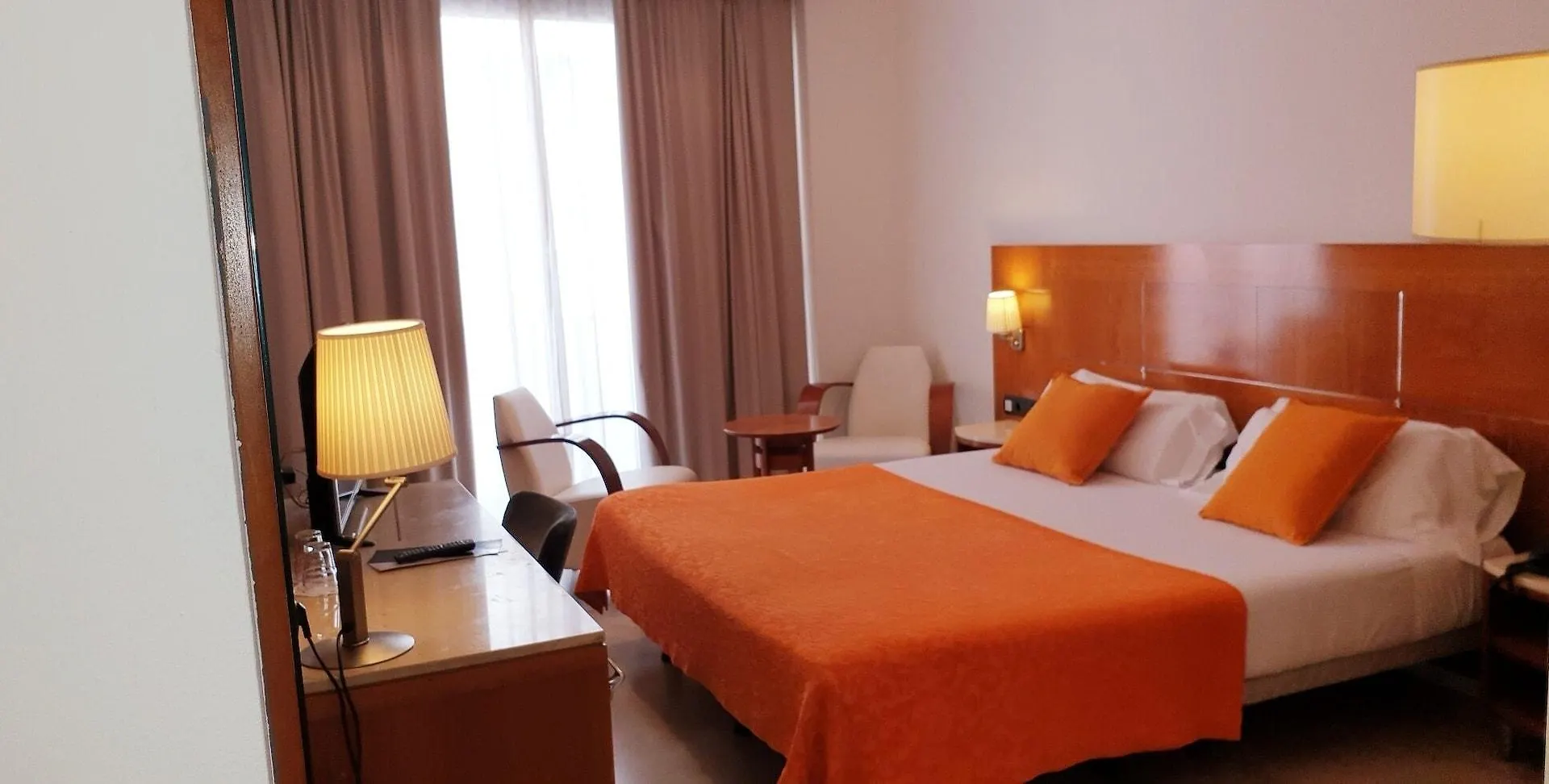 Hotel Calasanz Molins de Rei
